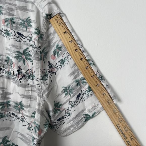 Tommy Bahama Shirt Men’s Large Tropical Hawaiian Short Sleeve Button Shirt. - Picture 7 of 7